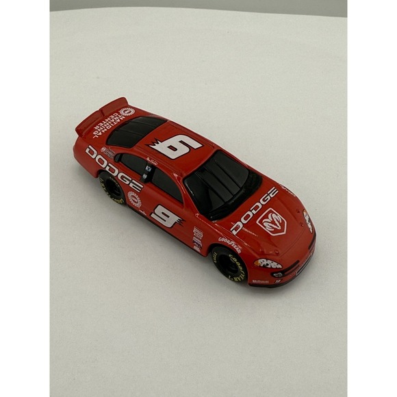 Lot of 4 Vintage NASCAR Diecast Race Cars Hot Wheels Dodge Chevrolet Kodak Tide - Picture 11 of 13